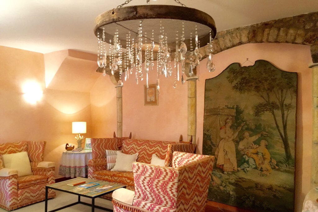 cozy living room - Domus Doull Villa